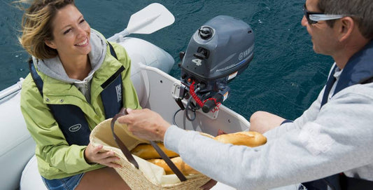 motor fueraborda Yamaha 4 CV